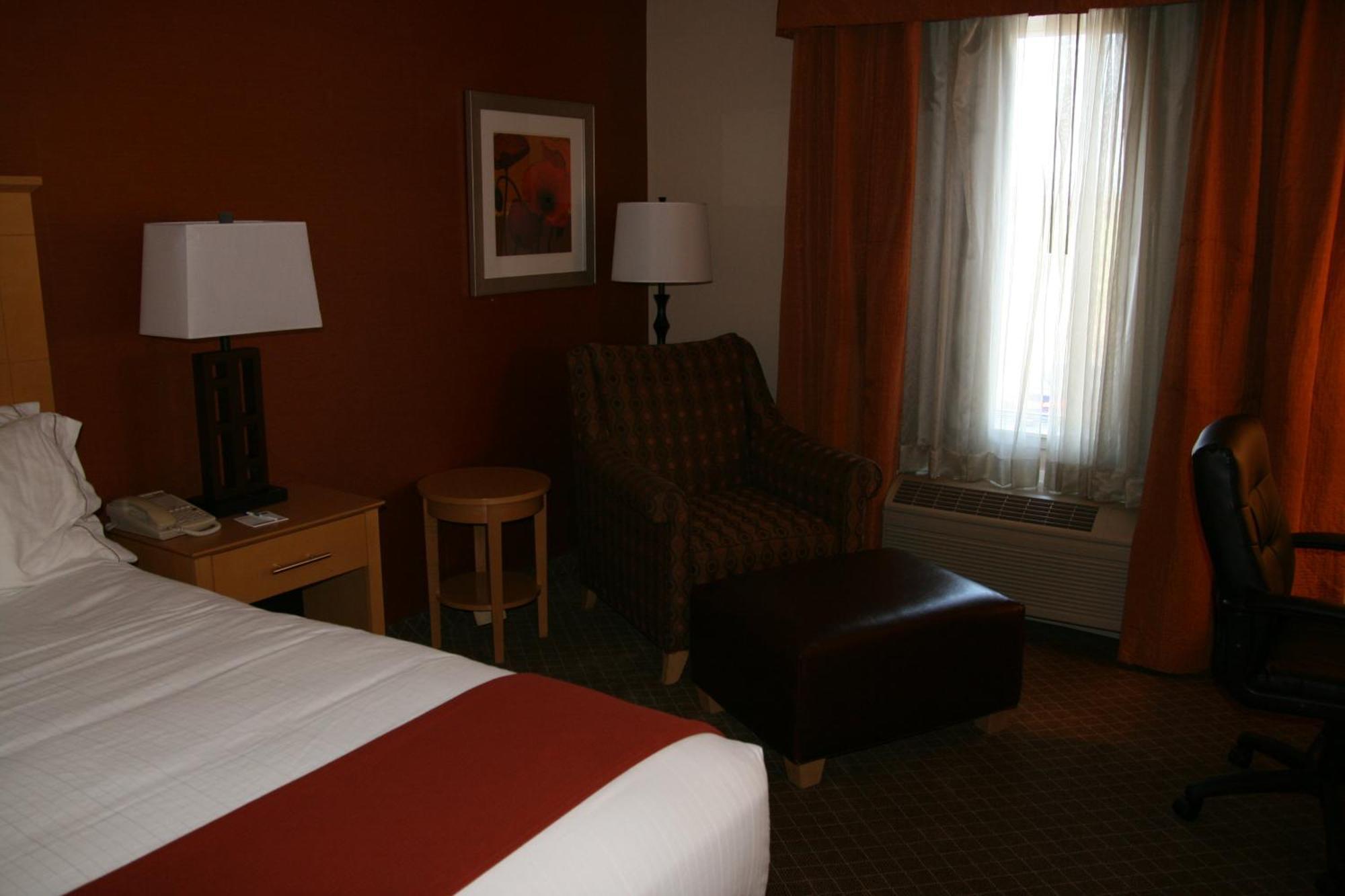 Holiday Inn Express Stockton Southeast By Ihg Ngoại thất bức ảnh
