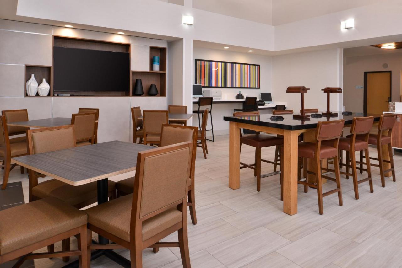Holiday Inn Express Stockton Southeast By Ihg Ngoại thất bức ảnh