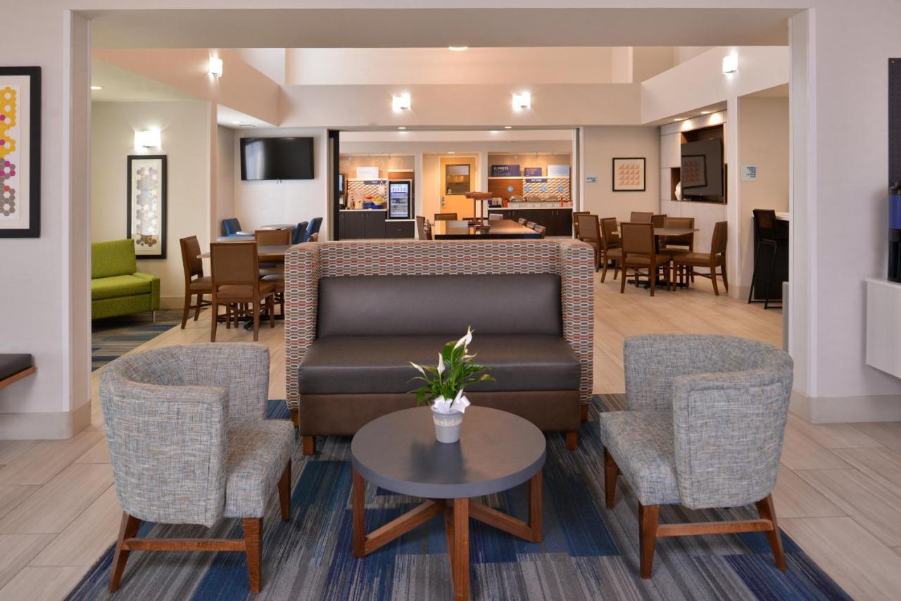 Holiday Inn Express Stockton Southeast By Ihg Ngoại thất bức ảnh