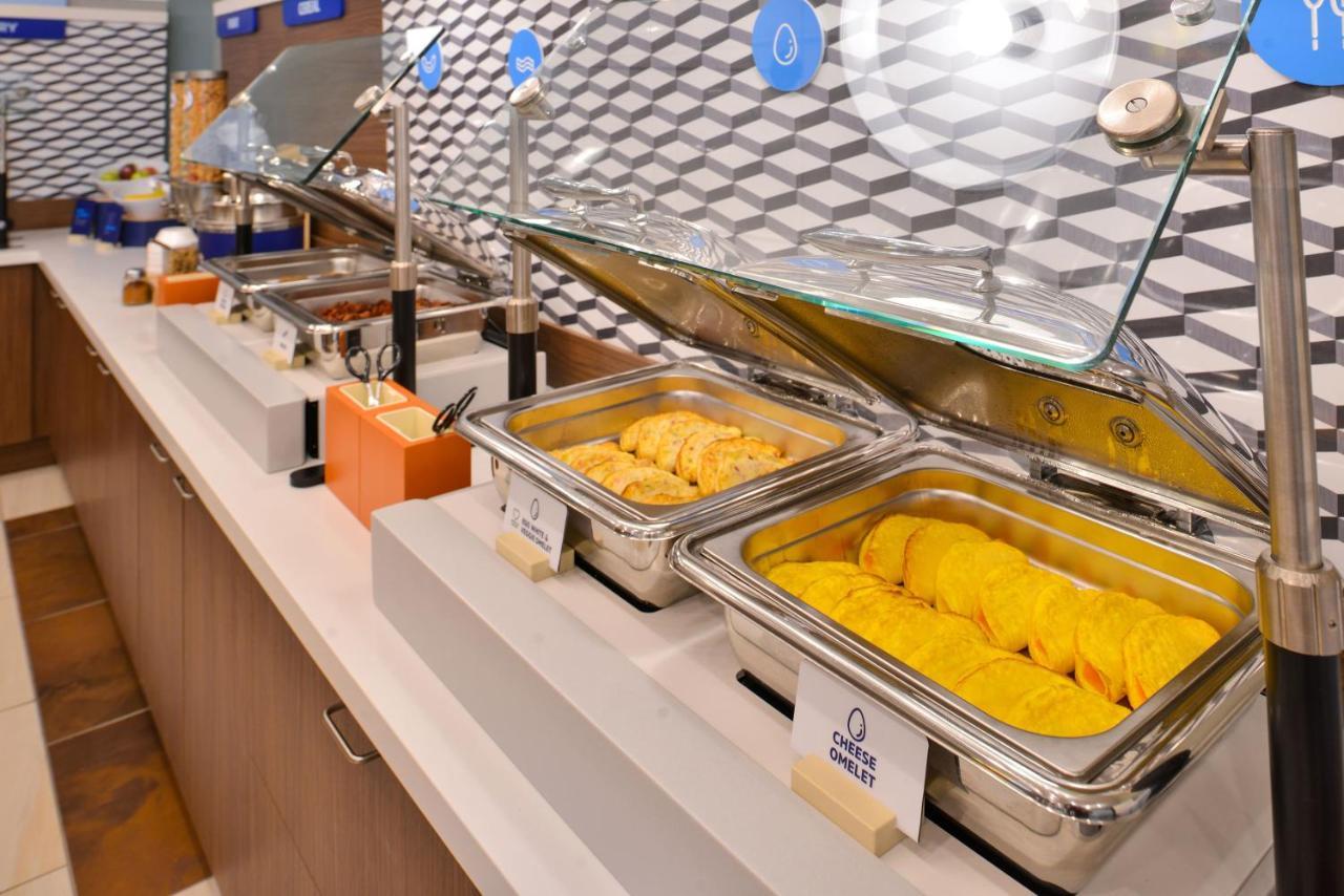 Holiday Inn Express Stockton Southeast By Ihg Ngoại thất bức ảnh